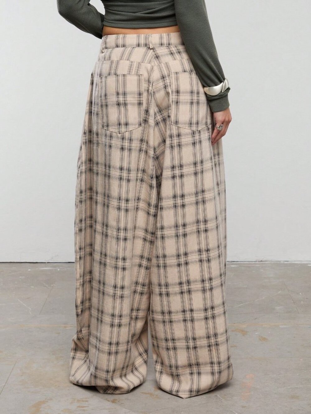 Apricot Casual Women's Low Rise Balloon Trousers Festival Bottoms - Picture 3 of 7